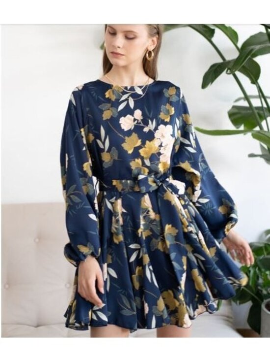 Chicwich Dresses & Skirts - NWT Chicwich Women's Navy Floral Printed Bubble Sleves Frilling Dress Size M 432